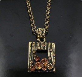 Pozłacany naszyjnik z cyrkoniami 008