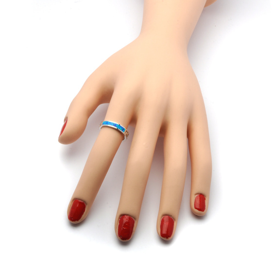 Srebrna Obrączka z Niebieskim Opalem Wzór Grecki