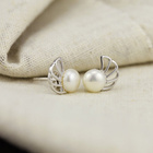 Srebrne Kolczyki z Białymi Perełkami