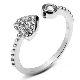 Pierścionek Srebrny Serduszko Wysadzane Kamieniami