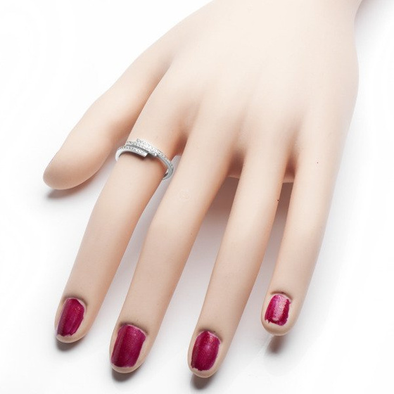 Pierścionek Srebrny z Białymi Mikro Cyrkoniami