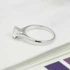 Srebrny Pierścionek z Diamentową Cyrkonią