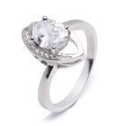 Srebrny Pierścionek z Diamentową Cyrkonią