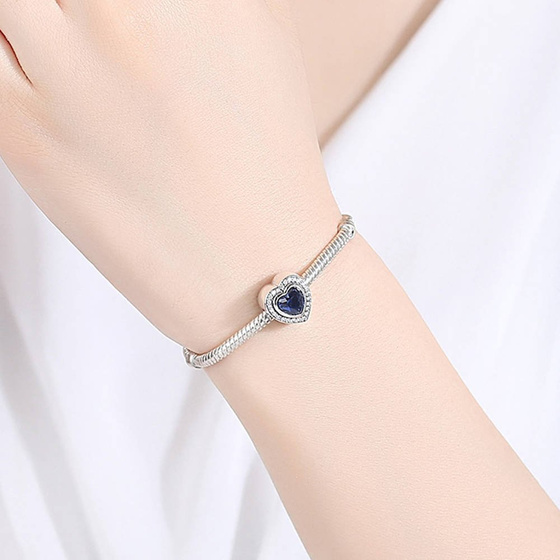 Srebrna Zawieszka Serce z Szafirową Cyrkonią