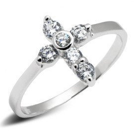 Srebrny Pierścionek Krzyżyk Wysadzany Cyrkoniami