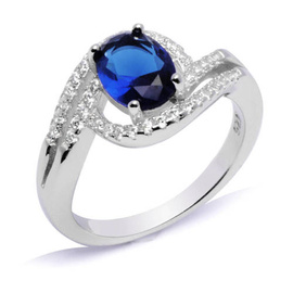 Srebrny Pierścionek z Szafirową Cyrkonią