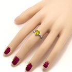 Srebrny Pierścionek Serduszko z Żółtą Cyrkonią