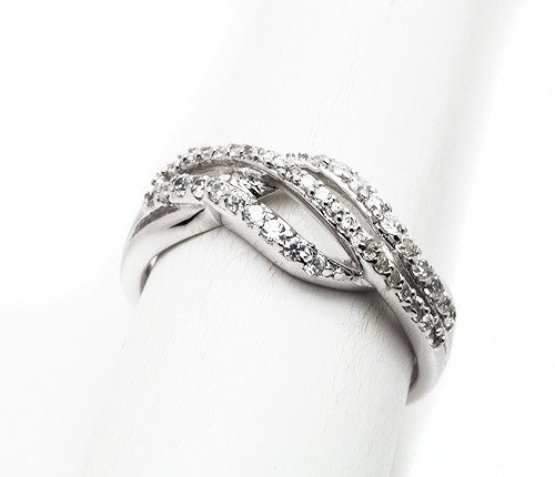 Pierścionek Srebrny z Brylantowymi Cyrkoniami