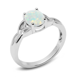 Pierścionek Srebrny z Białym Owalnym Opalem