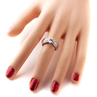 Srebrny Pierścionek z Bezbarwnymi Cyrkoniami