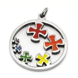 Zawieszka ze Stali Chirurg w Kolorowe Krzyże