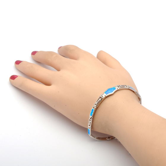 Srebrna Bransoletka z Niebieskim Opalem