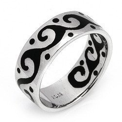 Srebrna Obrączka z Czarnymi Ozdobami