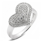 Pierścionek Srebrny Serce z Białymi Kamieniami