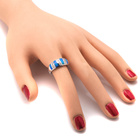 Srebrna Obrączka z Niebieskim Opalem i Cyrkoniami