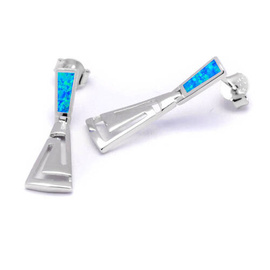 Srebrne Kolczyki z Niebieskim Opalem