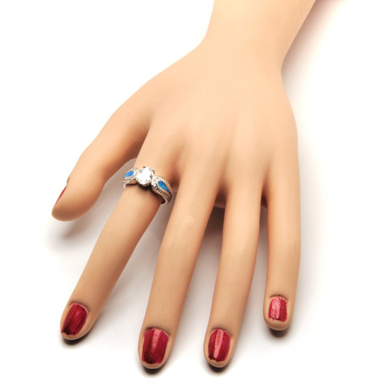 Srebrna Obrączka z Niebieskim Opalem i Cyrkoniami