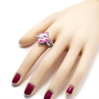 Pierścionek Srebrny z Dużą Różową Cyrkonią