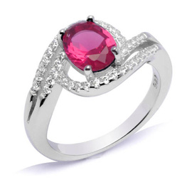 Srebrny Pierścionek z Rubinową Cyrkonią
