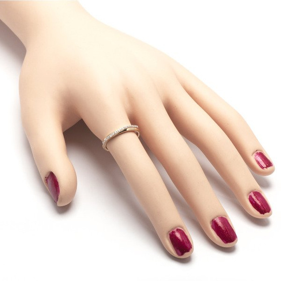 Pierścionek Złoty Przeplatany Brylantami 0.08ct