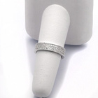 Srebrna Obrączka Wysadzana Białymi Cyrkoniami
