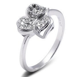 Srebrny Pierścionek z Białymi Mikro Cyrkoniami