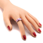 Srebrna Obrączka z Różowym Opalem i Cyrkoniami