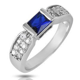 Pierścionek Srebrny z Szafirowym Kamieniem