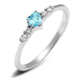 Srebrny Pierścionek Serce z Błękitną Cyrkonią