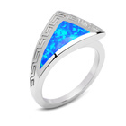 Srebrny Pierścionek z Niebieskim Opalem