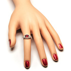 Srebrny Pierścionek z Rubinowym Sercem