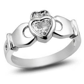 Pierścionek Srebrny Serce Wysadzane Cyrkoniami
