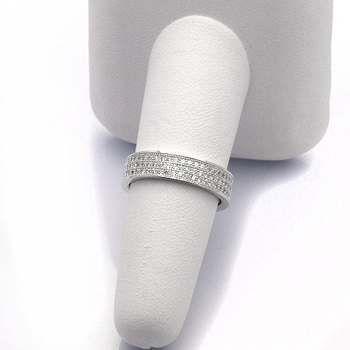 Srebrna Obrączka Wysadzana Białymi Cyrkoniami