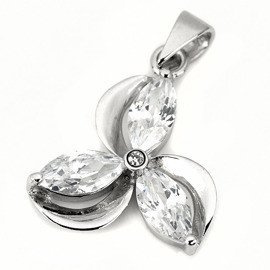 Srebrna Zawieszka z Białymi Cyrkoniami