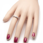 Srebrny Pierścionek z Białymi Cyrkoniami