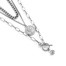 Naszyjnik Trzy Łańcuszki z Medalikiem