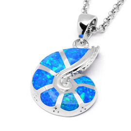 Srebrna Zawieszka Muszelka z Niebieskim Opalem