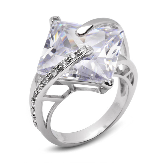 Pierścionek Srebrny z Dużą Bezbarwną Cyrkonią