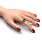 Srebrny Pierścionek z Zielonym Kamieniem