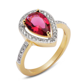 Srebrny Pieścionek Pozłacany z Rubinowym Kamieniem