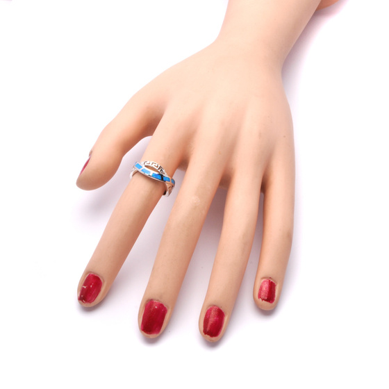 Srebrny Pierścionek Przeplatany z Opalem