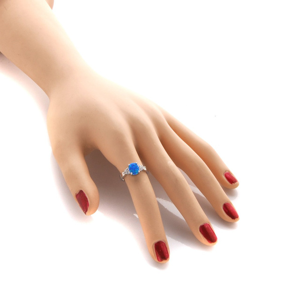 Srebrny Pierścionek z Niebieskim Opalem