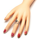 Srebrna Obrączka Spiralka z czarnym Kamieniem