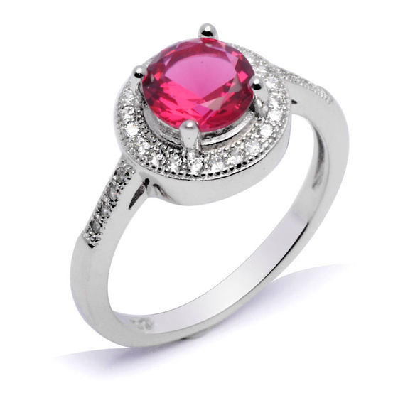 Srebrny Pierścionek z Rubinową Cyrkonią