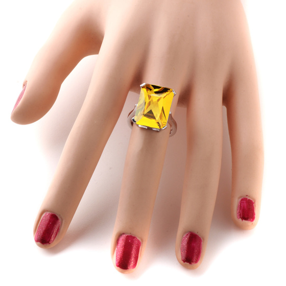 Srebrny Pierścionek z Dużą Żółtą Cyrkonią