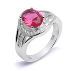 Srebrny Pierścionek z Rubinową Cyrkonią