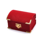 Ozdobne Czerwone Pudełeczko na Biżuterię