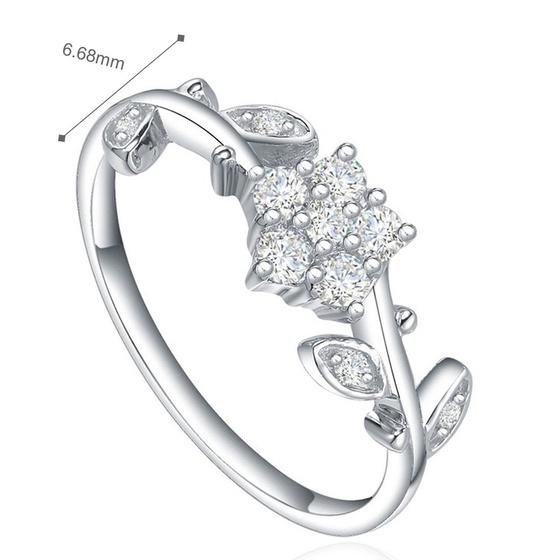 Pierścionek Srebrny Kwiat z Białymi Cyrkoniami