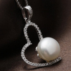 Srebrna Zawieszka Serce z Białą Perłą