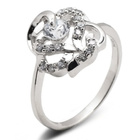 Srebrny Pierścionek Przeplataniec z Cyrkoniami